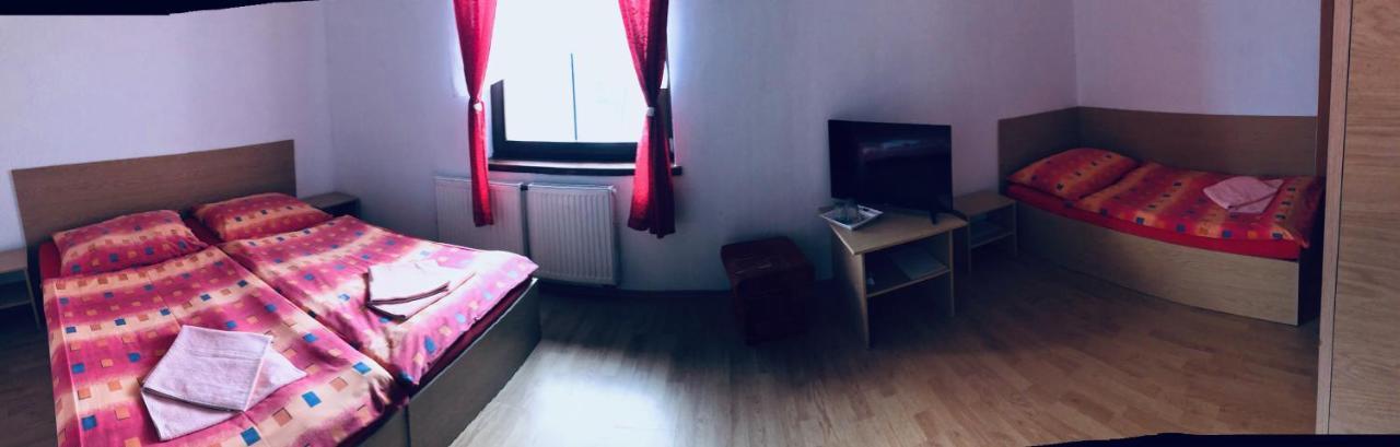 Penzion Pramen Liptovske Sliace Buitenkant foto