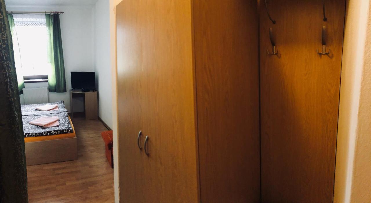 Penzion Pramen Liptovske Sliace Buitenkant foto